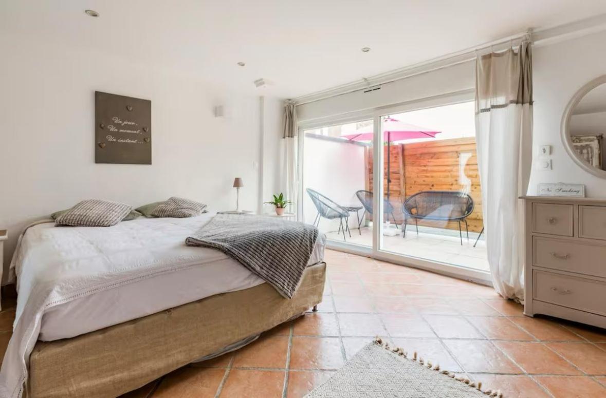 Escapade Pres De Lille - Appartement Charmant Avec Terrasse Et Parking Privee Mons-en-Baroeul Exteriér fotografie